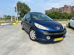 Peugeot 207 - 1.4-16V XS