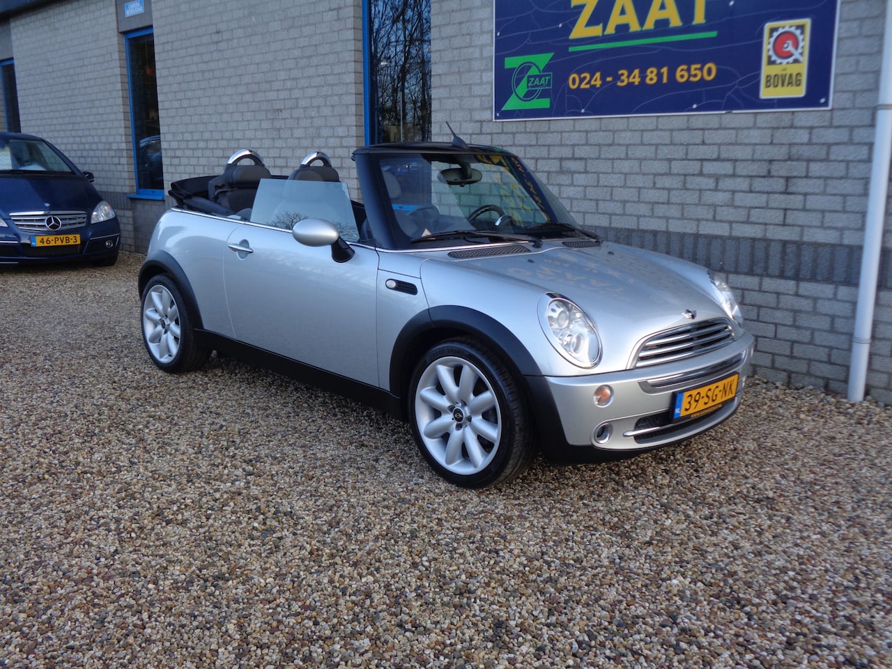 MINI Cabrio - Mini 1.6 Cooper Chili 1/2 leder airco 17” velgen - AutoWereld.nl