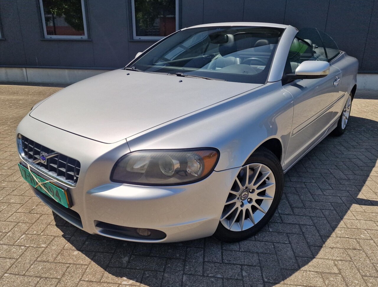 Volvo C70 Convertible - 2.4i Summum 2.4i Summum, Netto € 8.265, Bijtel vriendelijk! - AutoWereld.nl
