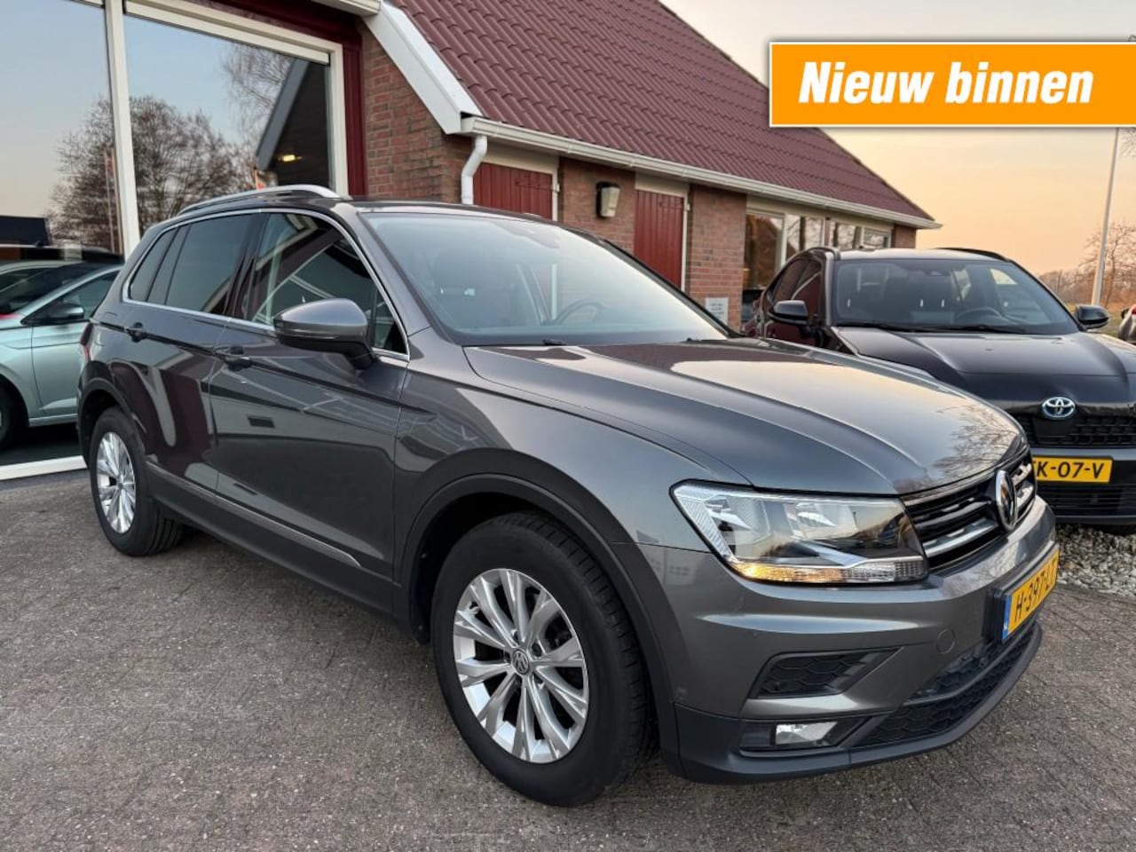 Volkswagen Tiguan - 1.5 TSI Comfortline Business 1.5 TSI COMFORTLINE BUSINESS - AutoWereld.nl