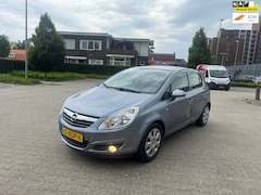 Opel Corsa - 1.4-16V Enjoy (MET WAT SCHADE)