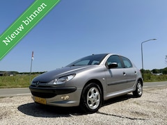 Peugeot 206 - 1.4 XS, BJ 2003, 128.000 km NAP, APK Juli 2026