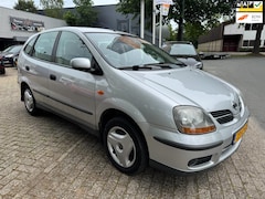 Nissan Almera Tino - 1.8 Visia airco, elec pakket goed rijdende auto, nette auto, garage onderhouden nwe apk mo