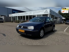 Volkswagen Golf - 1.4-16V Trendline