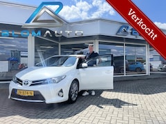 Toyota Auris - 1.8 Hybrid 136PK STOELVERW+TREKHAAK DEALER OH
