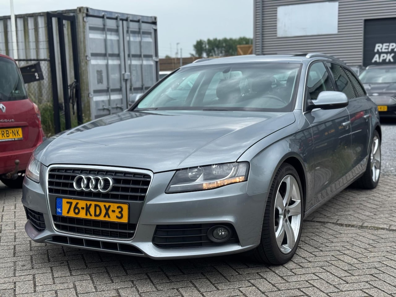 Audi A4 Avant - 2.0 TDI Pro Line Business Clima Pano Navi Leer - AutoWereld.nl