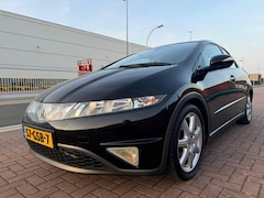Honda Civic - 1.8 Sport /Airco/Cruise/PDC/NAP/Nieuwe APK
