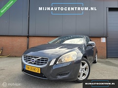 Volvo S60 - 2.0 D3 R-Design / CLIMA✔️/ NAVI✔️/ APK✔️