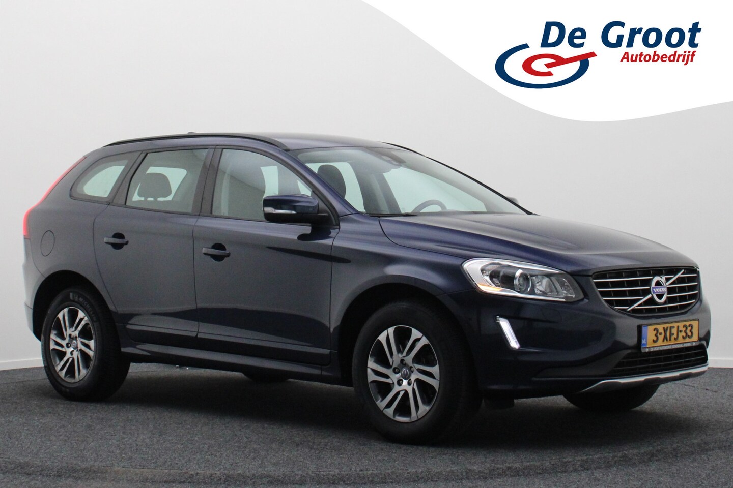 Volvo XC60 - 2.0 T5 FWD Summum Xenon, Navigatie, Stoelverwarming, Cruise, Climate, Trekhaak - AutoWereld.nl