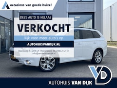 Mitsubishi Outlander - 2.0 PHEV Executive Edition | NL Auto/2e Eig. Voll.Historie/Navi/Clima/Cruise/18"/Bluetooth