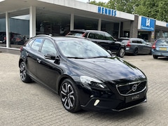 Volvo V40 Cross Country - 2.0 T4 AWD ACC Panorama BLIS PDC camera