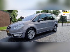 Ford Galaxy - 2.0 SCTi Titanium 203pk Automaat 7 persoons evt Inruil APK Mogelijk NAVI Elek.pakket