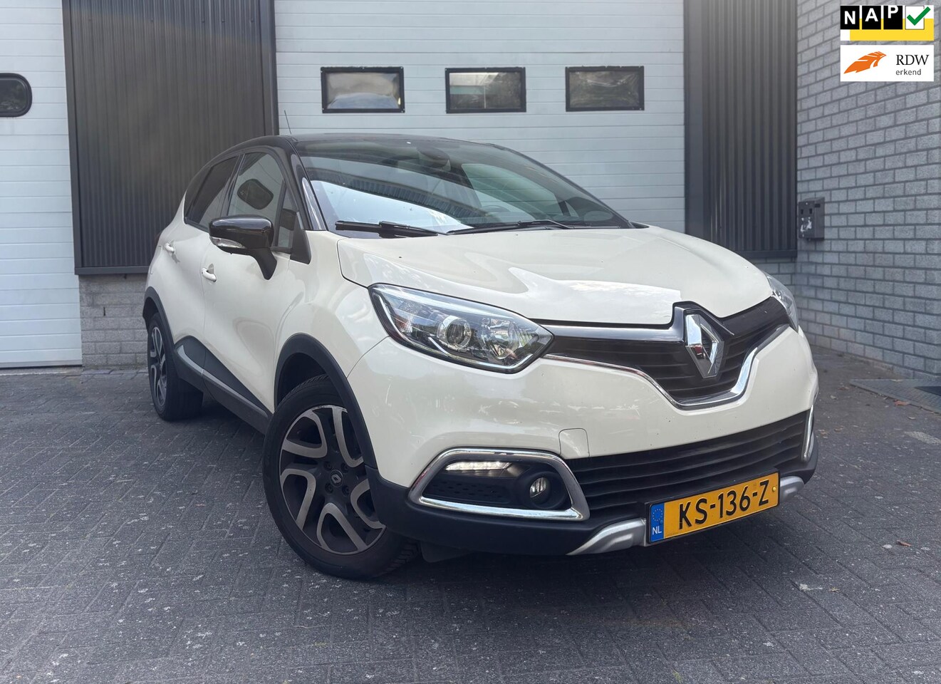 Renault Captur - 1.2 TCe Xmod APK TREKHAAK LEDER NAVI BLUETOOTH - AutoWereld.nl