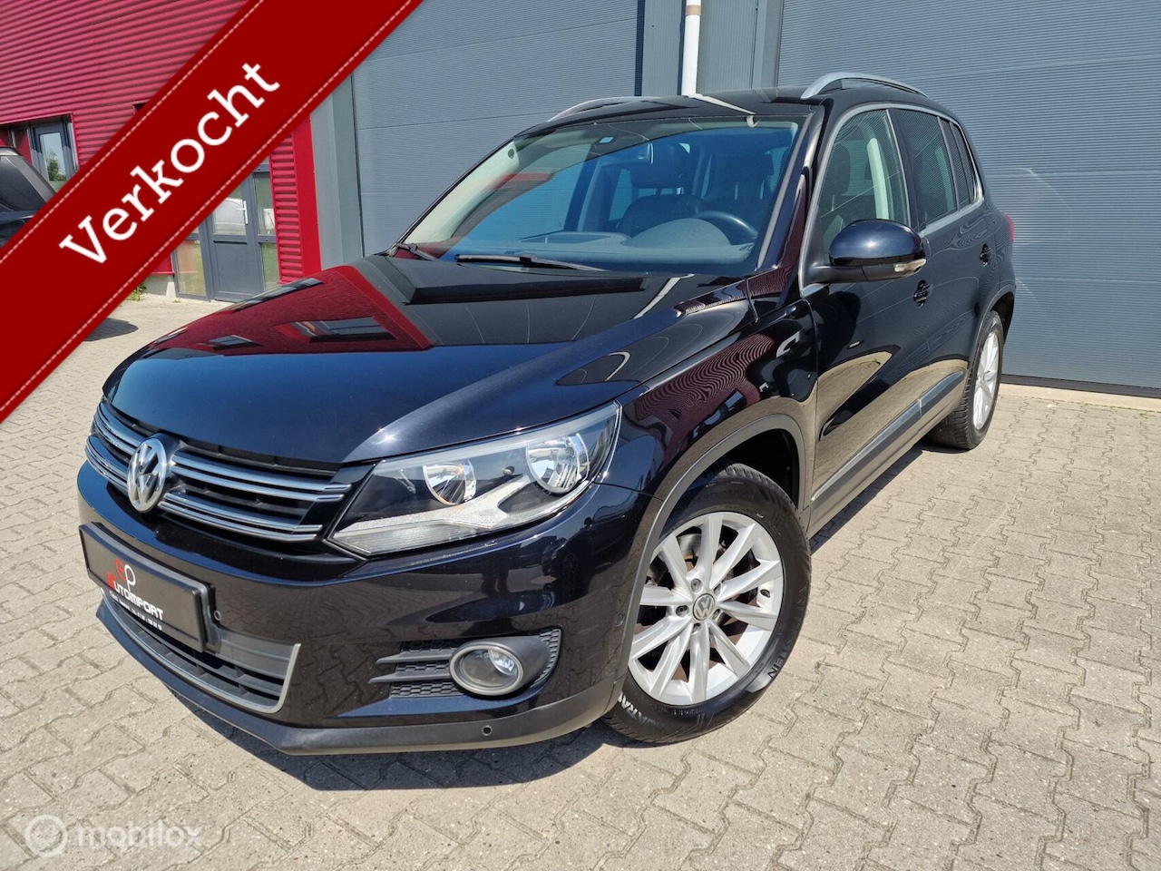 Volkswagen Tiguan - 1.4 TSI Comfort&Design Edition - AutoWereld.nl