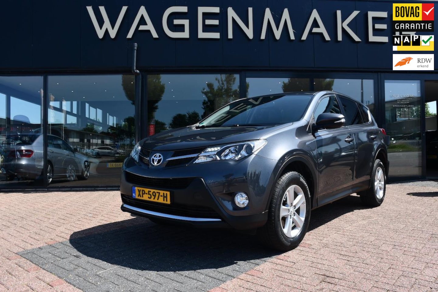 Toyota RAV4 - 2.0 Dynamic 4WD AUT|Clima|Cruise|NAVI|CAMERA - AutoWereld.nl