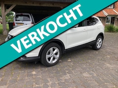Nissan Qashqai - 1.2 N-Connecta met trekhaak en NAP