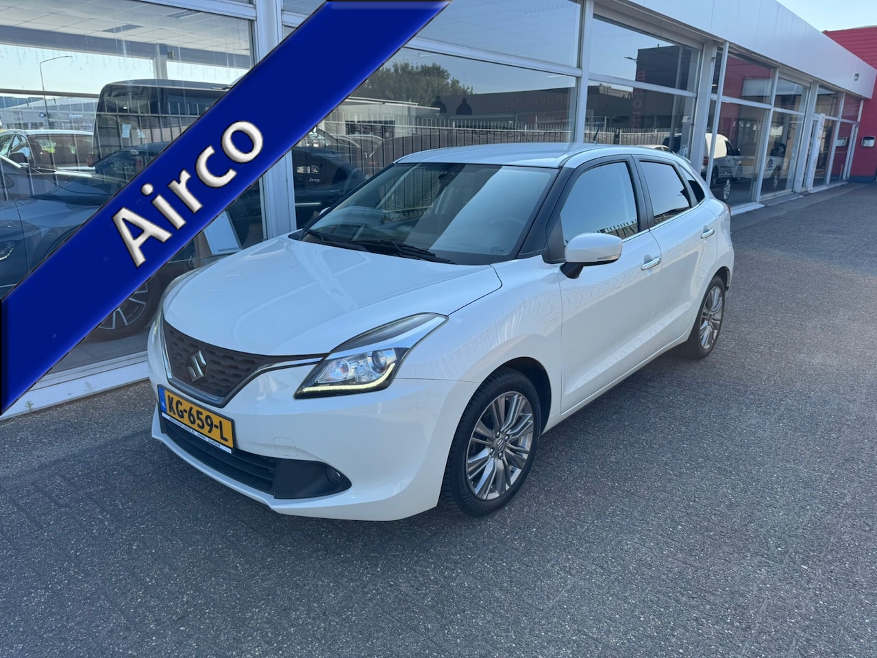 Suzuki Baleno - 1.0 Boosterjet High Executive | Automaat | Airco | Navigatie | Achteruitrijcamera | Elektr - AutoWereld.nl
