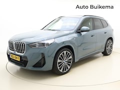 BMW X1 - xDrive30e M Sport -Pano Dak -Massagestoel -Trekhaak -HeadUp -Live Cockpit Prof -Adaptief M