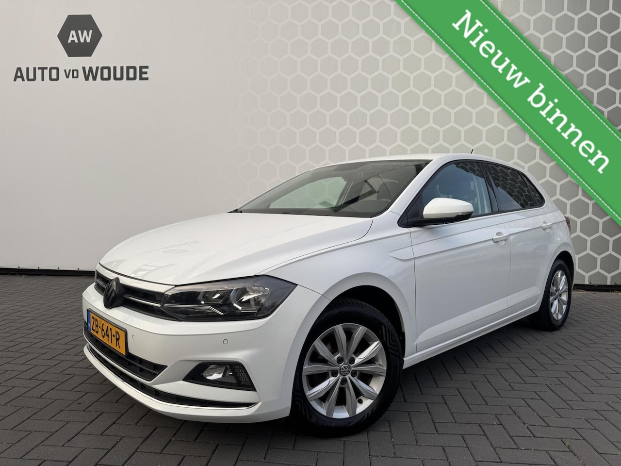 Volkswagen Polo - 1.0 TSI Beats Highline Stoelvwrwarming cruis - AutoWereld.nl