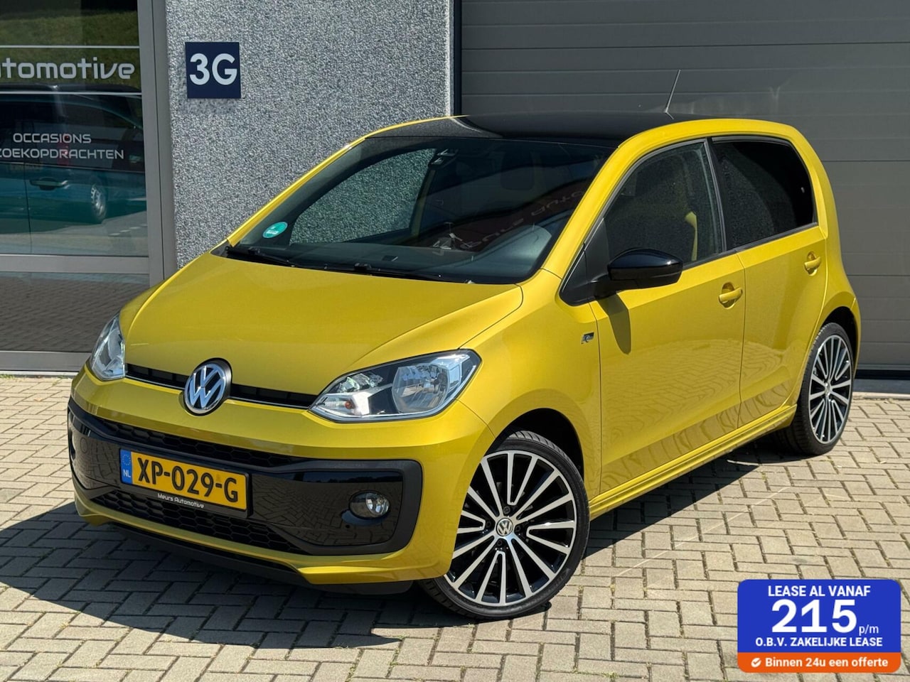 Volkswagen Up! - 1.0 BMT high up! R-line/Climate/Cruise/NLauto/17inchLM/Stoelverw/Blackpack/NLAuto - AutoWereld.nl