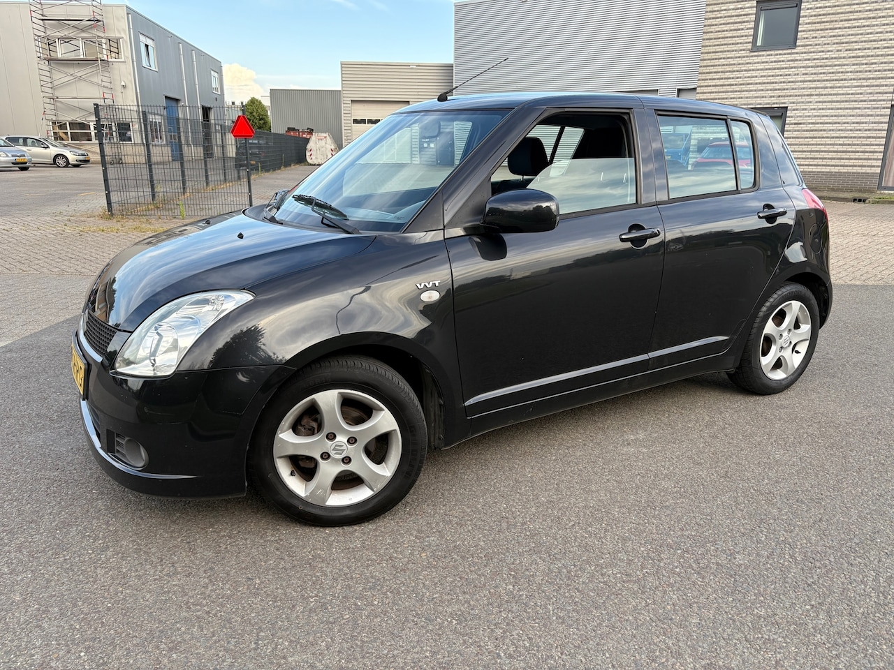 Suzuki Swift - 1.5 Exclusive Airco|Keyless|Android|APK - AutoWereld.nl