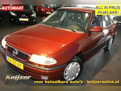 Opel Astra - 1.6i Fresh AUTOMAAT