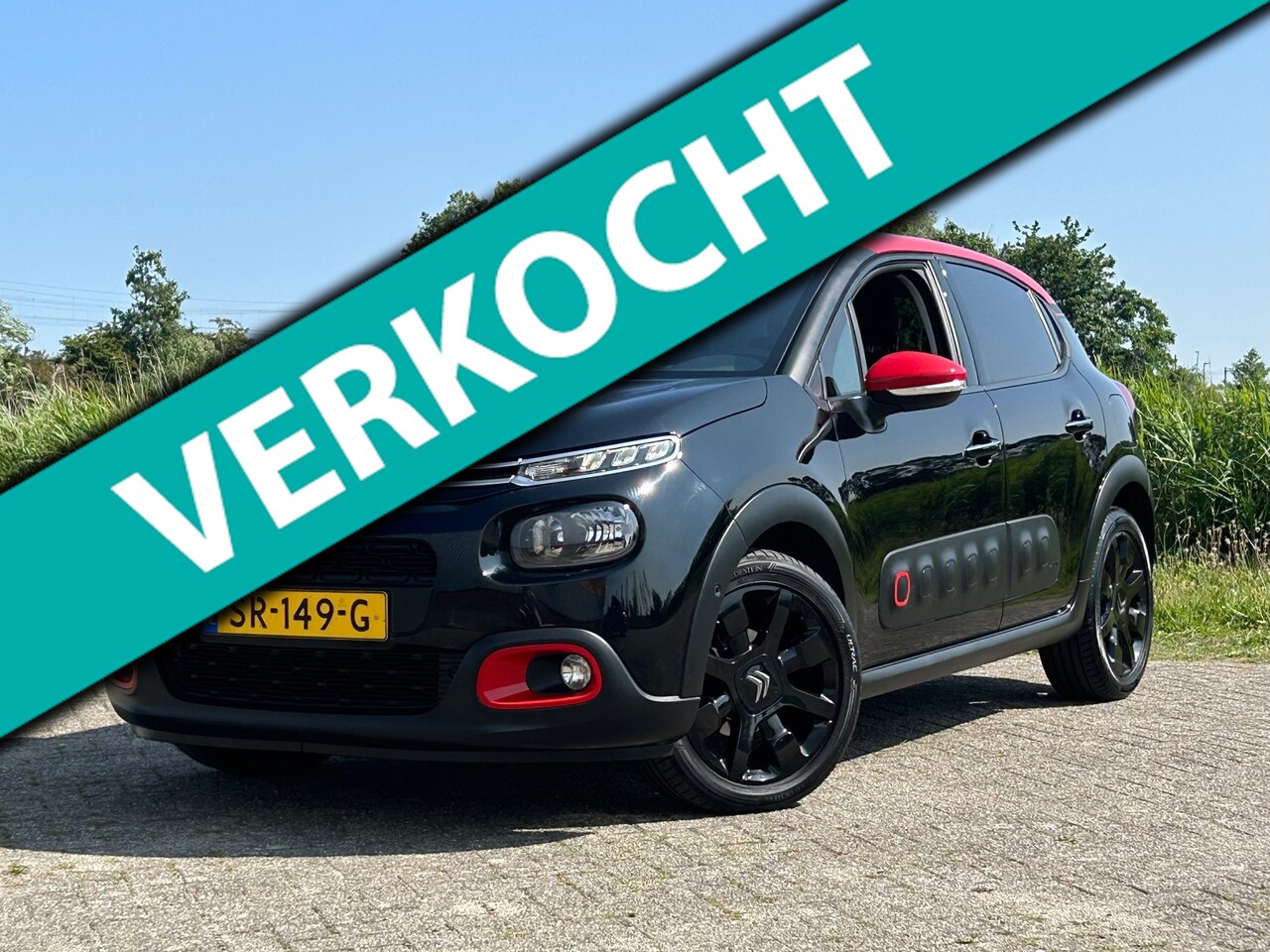 Citroën C3 - 1.2 110PK S&S Shine - Noir/Rouge - Carplay/Panodak/PDC/Keyless/Cruise - AutoWereld.nl