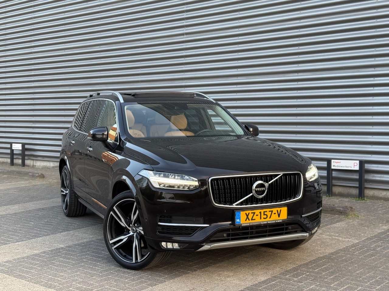 Volvo XC90 - 2.0 D5 AWD Inscription (bj 2015) 224PK/PANORAMA/LEER/VOL! - AutoWereld.nl