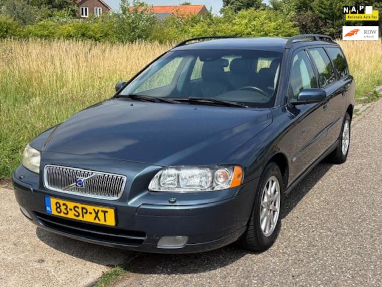 Volvo V70 - 2.4 Edition II Automaat ECC Audio/CD Leder Electric pakket EBD TCS ESP LMV 15" Cruisecontr - AutoWereld.nl