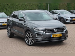 Volkswagen T-Roc - 1.5 TSI Sport Business 3x R-Line / Camera / Virtual Cockpit / Navigatie / 19'' / Keyless /