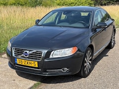 Volvo S80 - 1.6 T4 Momentum Automaat ECC Audio-CD/Navigatie Leder LMV 17" ABS Cruisecontrol ASR ESP EB