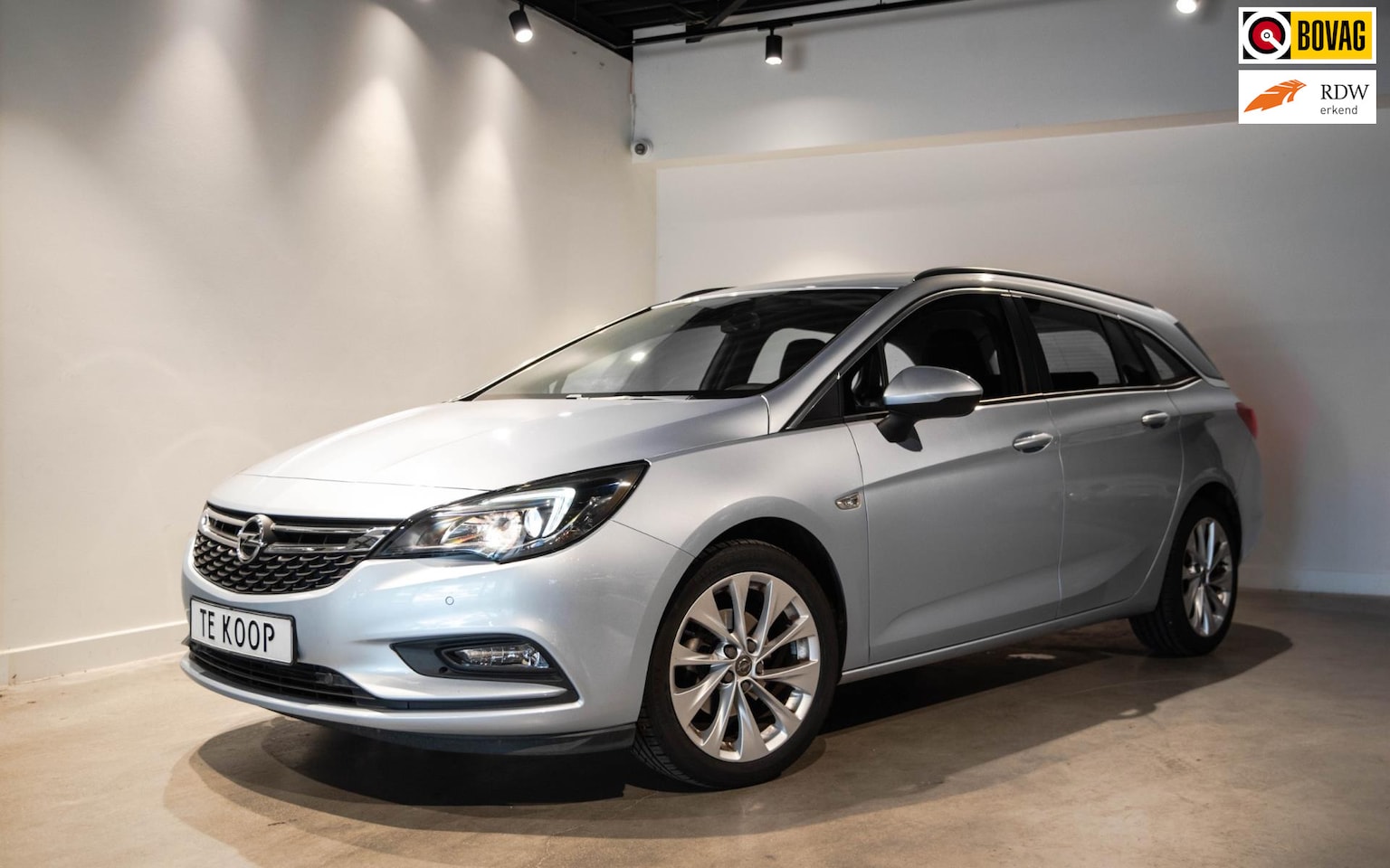 Opel Astra Sports Tourer - Opel Astra Sports Tourer 1.0 Edition - AutoWereld.nl