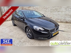 Volvo V40 - 1.5 T3 Summum automaat trekhaak allseason nw