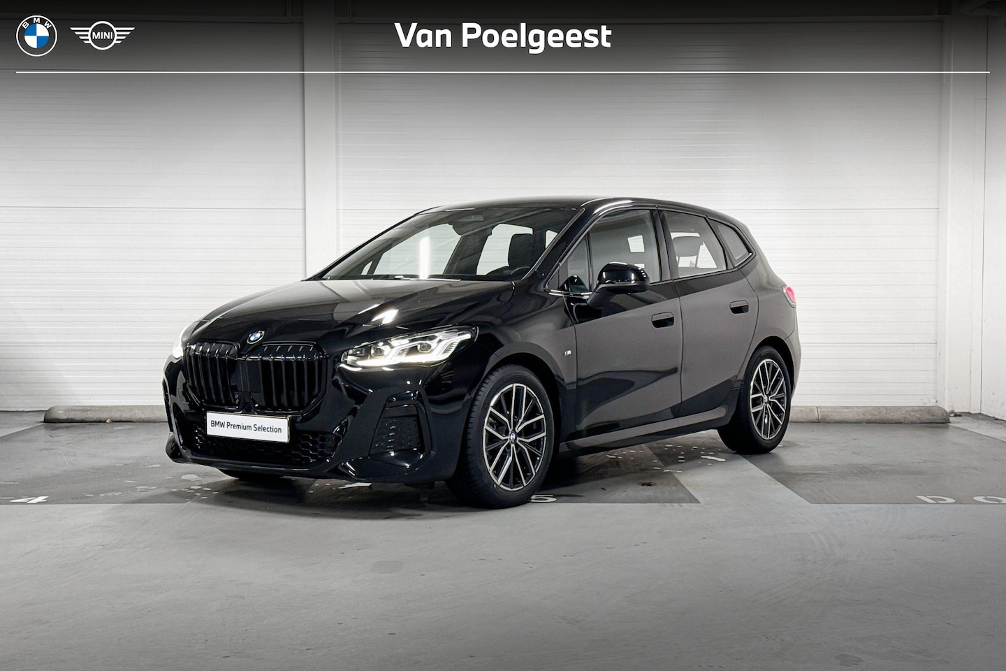 BMW 2-serie Active Tourer - 220i l M-Sport - AutoWereld.nl