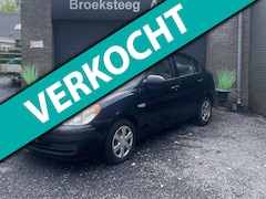 Hyundai Accent - 1.4i Dynamic