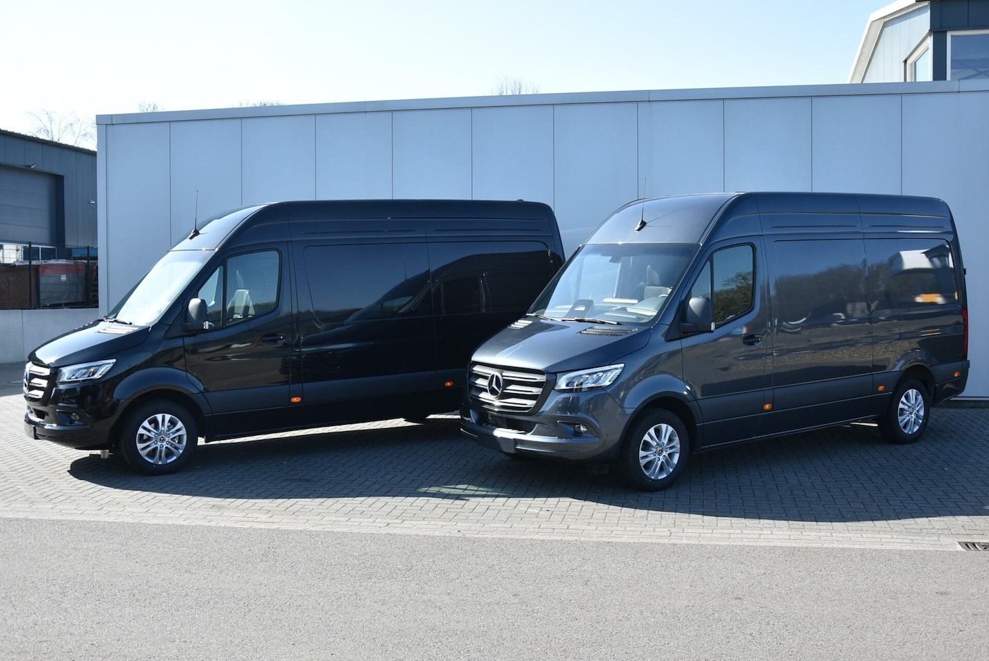 Mercedes-Benz Sprinter - 319 1.9 CDI L2H2 Led Stoelverw BOMVOL Navi - AutoWereld.nl