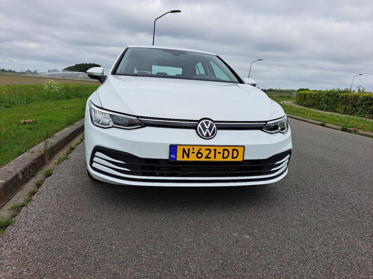 Volkswagen Golf - 1.0 TSI Life Business - AutoWereld.nl