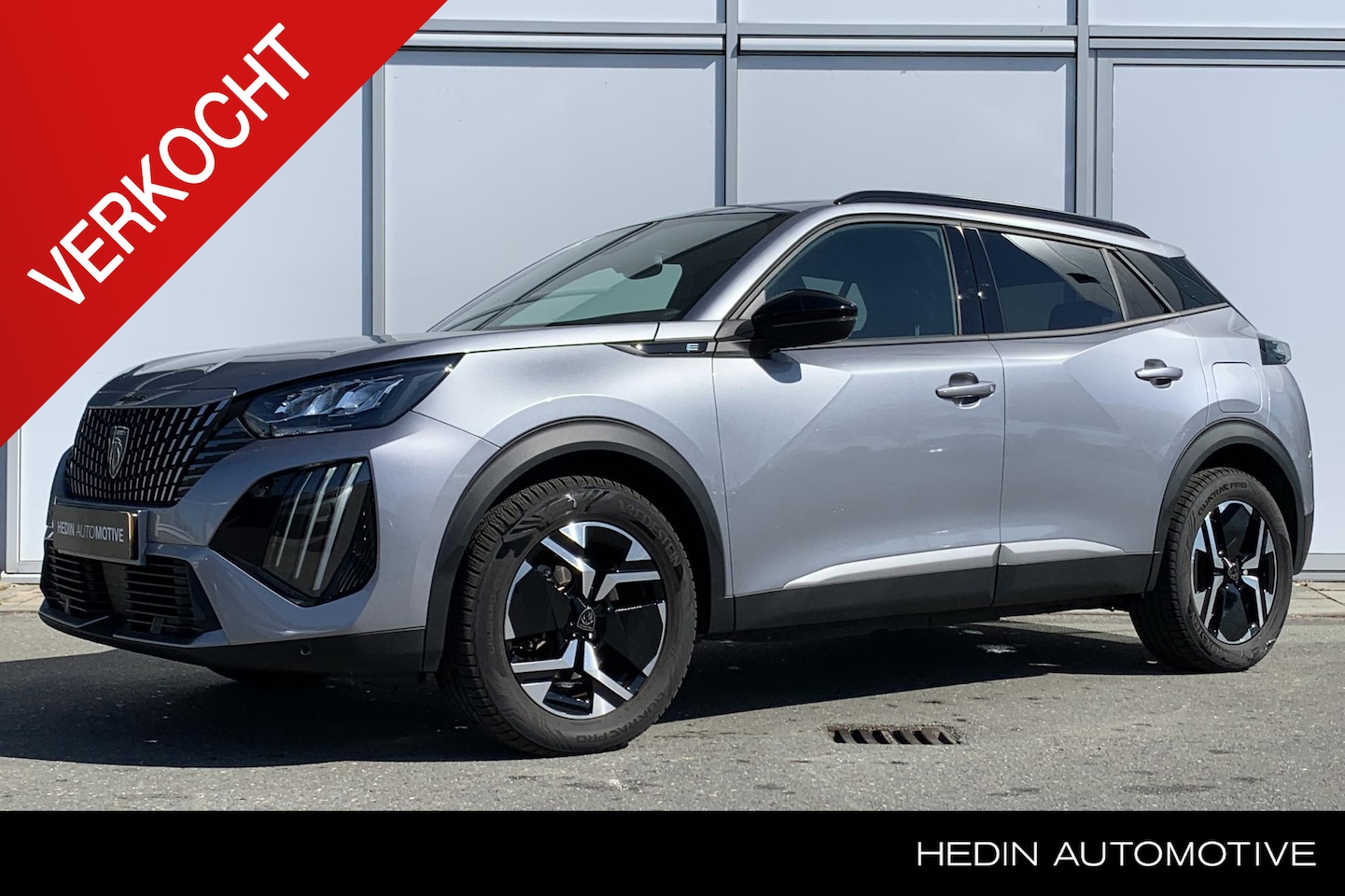 Peugeot e-2008 - Allure 54 kWh | Navigatie | Achteruitrijcamera | Climate Control | Parkeersensoren voor+ac - AutoWereld.nl