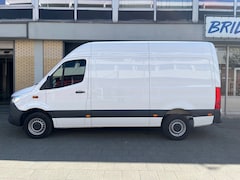 Mercedes-Benz Sprinter - 317 1.9 CDI L2H2 360 Camera, Navigatie, Carplay , Stoelverwarming, Geveerde stoel