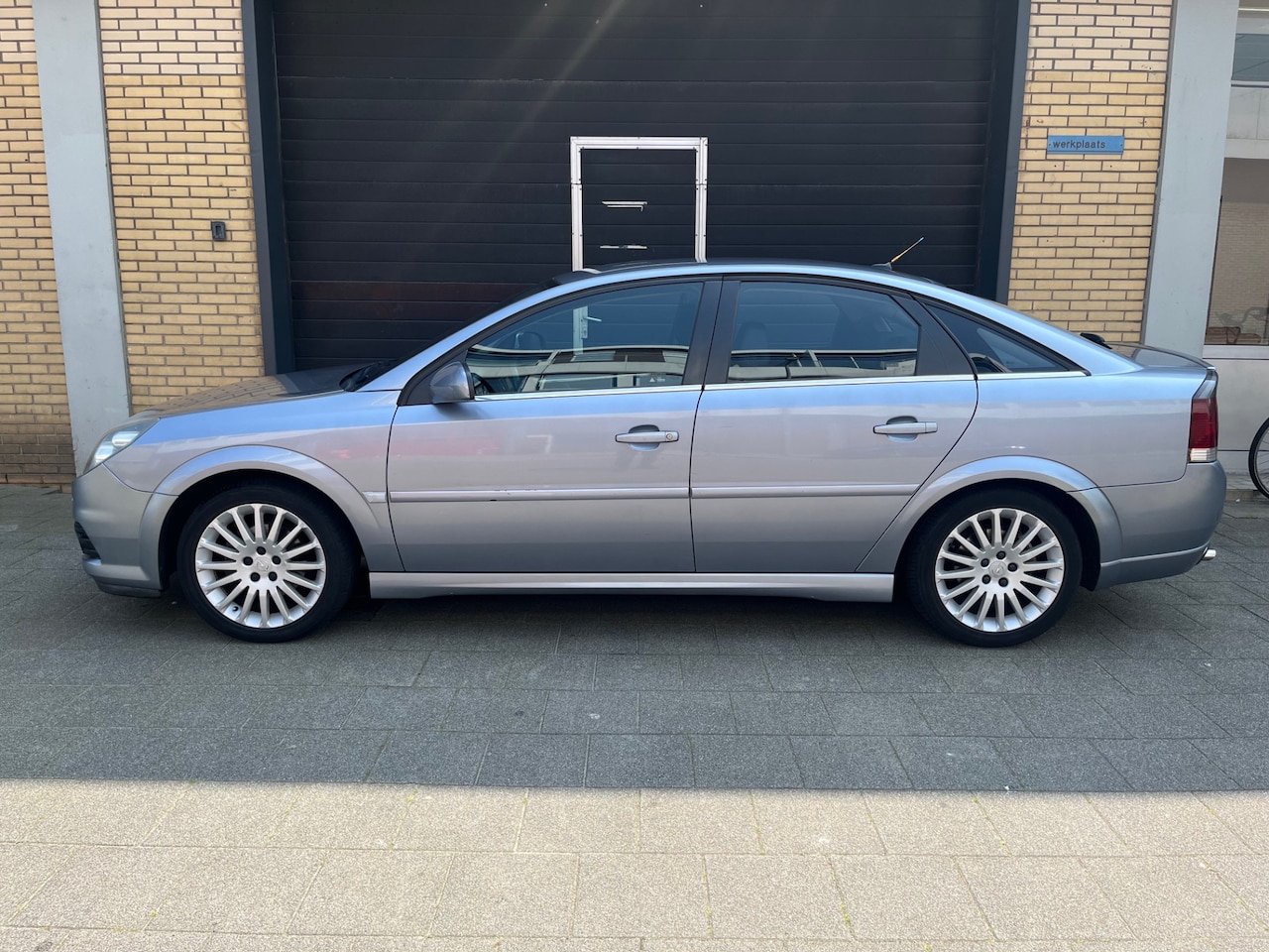 Opel Vectra GTS - 2.2-16V Executive 2.2-16V Executive - AutoWereld.nl