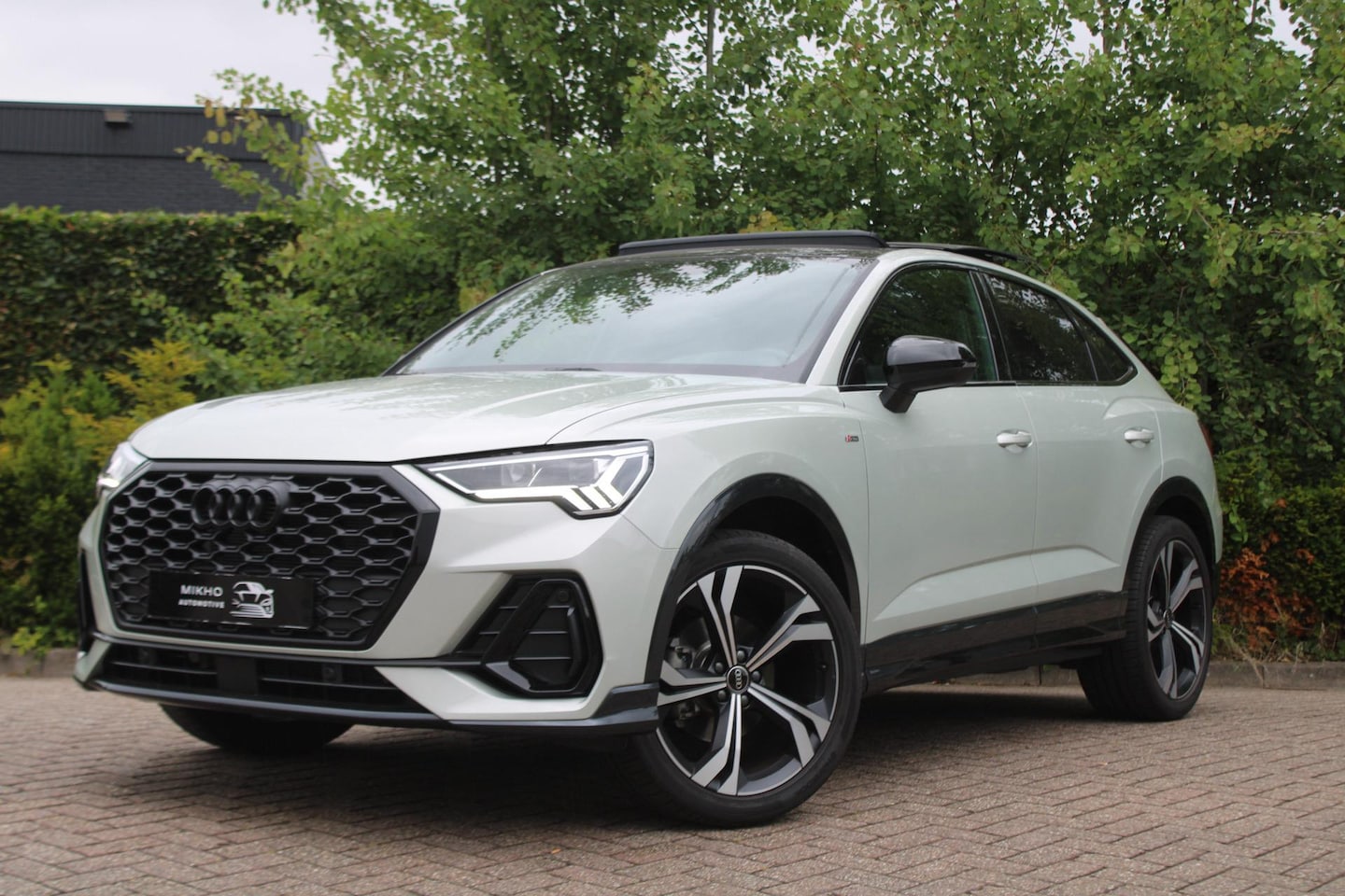 Audi Q3 Sportback - 35 TFSI |3x S-Line|Panoramadak | Dodehoek | Black optik | Stoelverwarming | Apple Carplay - AutoWereld.nl