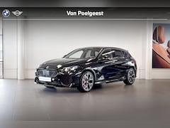 BMW 1-serie - 120 M Sport Design Edition | Stoelverwarming | Comfort Access | Achteruitrijcamera | Trekh