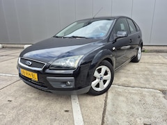 Ford Focus - 1.6-16V Edition Nieuw koppeling / Nieuw APK