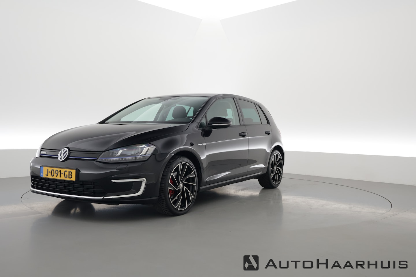 Volkswagen e-Golf - | Navi | Stoelverw. | Apple CarPlay | PDC | LED | Cruise - AutoWereld.nl