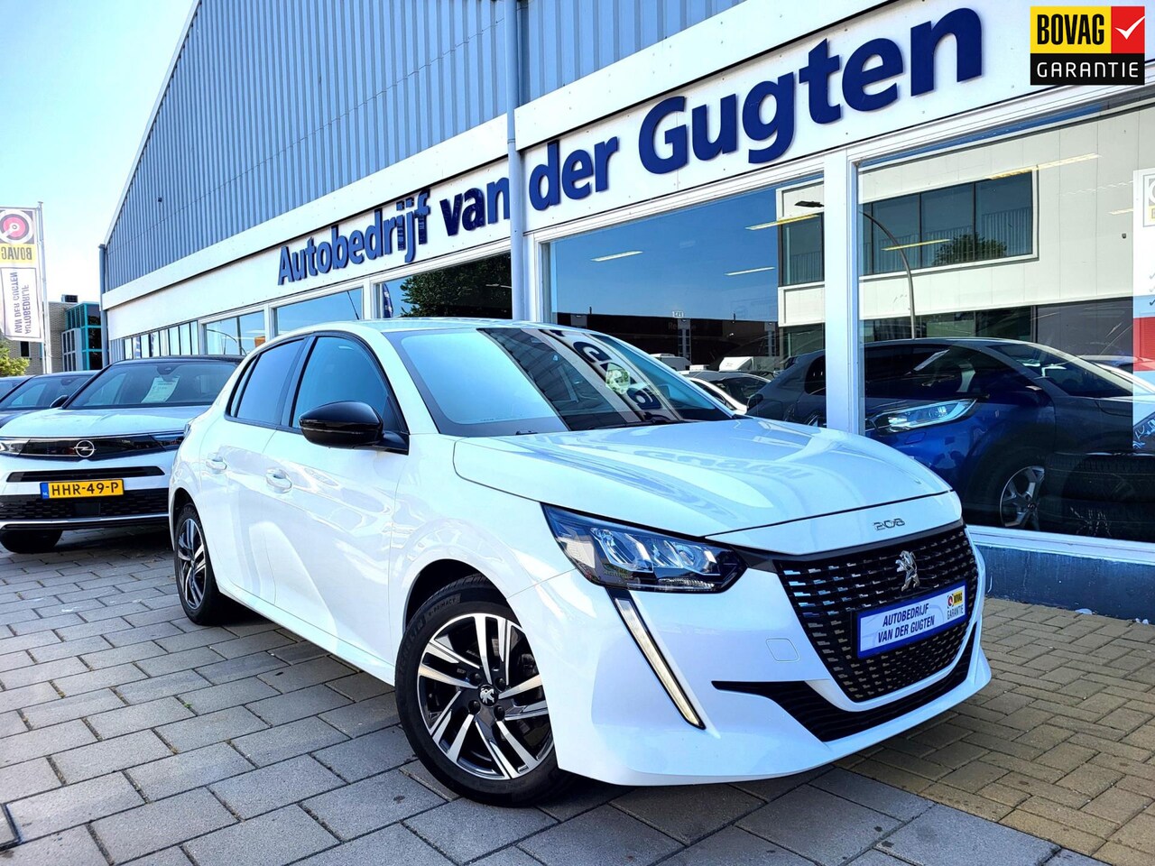Peugeot 208 - 1.2 PureTech Allure / Carplay & Android / 19.000 Km / - AutoWereld.nl