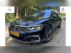 Volkswagen Passat Variant - 1.4 TSI PHEV GTE Business | Panorama | IQ Matrix | Trekhaak