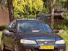 Honda Accord - 1.8i LS 18", Custom Auto, Android auto/Apple Car play