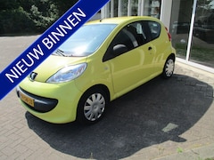 Peugeot 107 - 1.0-12V XR
