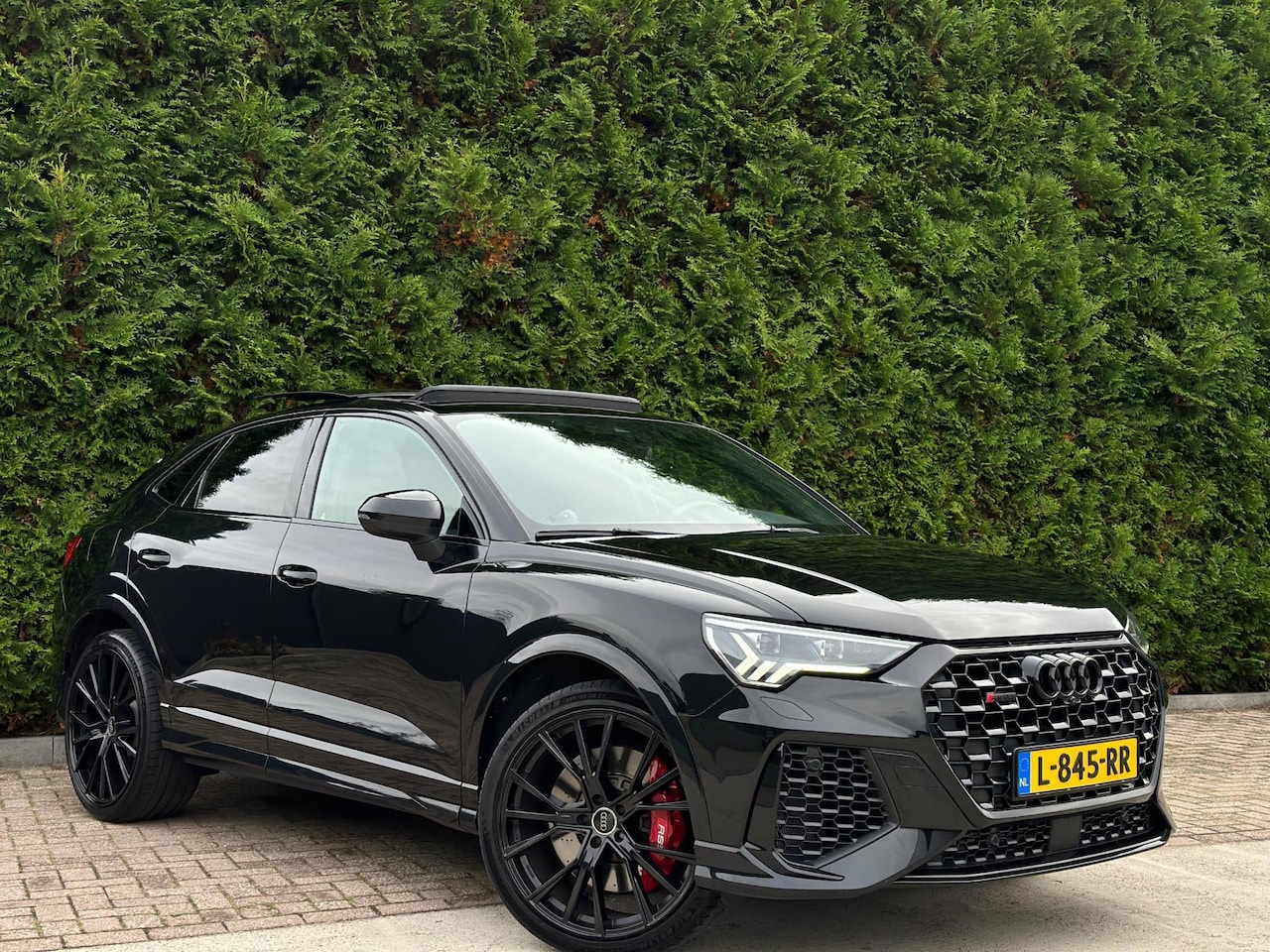Audi RSQ3 Sportback - 2.5 TFSI Panorama B&O CarPlay - AutoWereld.nl
