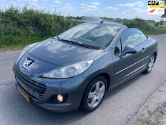 Peugeot 207 CC - 1.6 / nieuw model - nwe APK